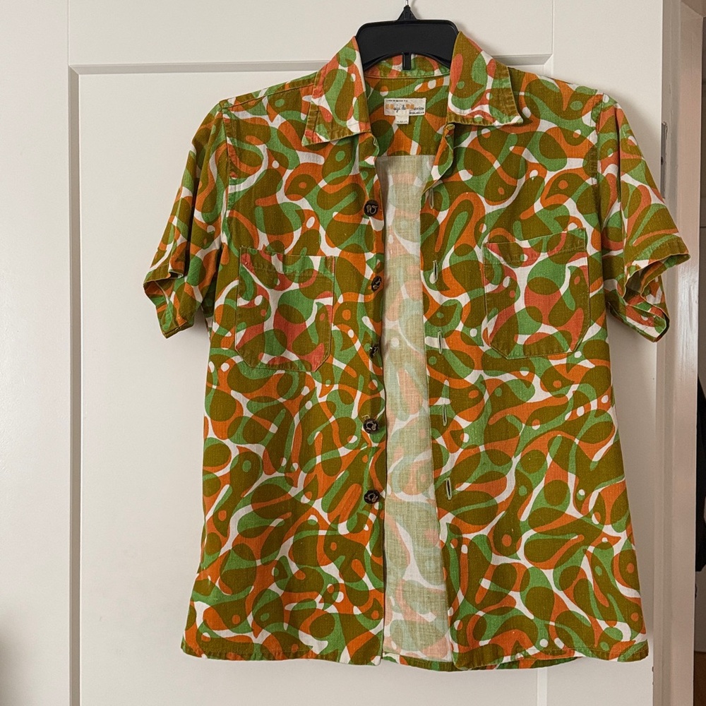 Green and Orange Dove Pattern Button Down Shirt